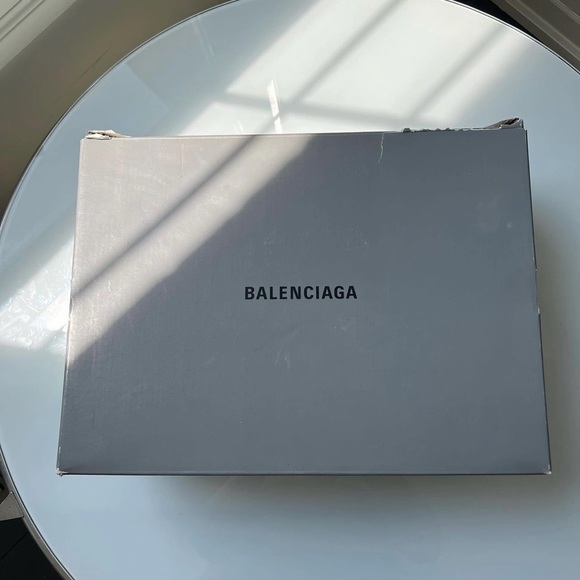 Balenciaga triple s - Picture 4 of 5